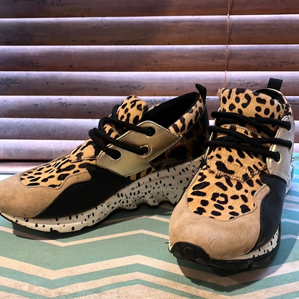 Steve Madden animal print